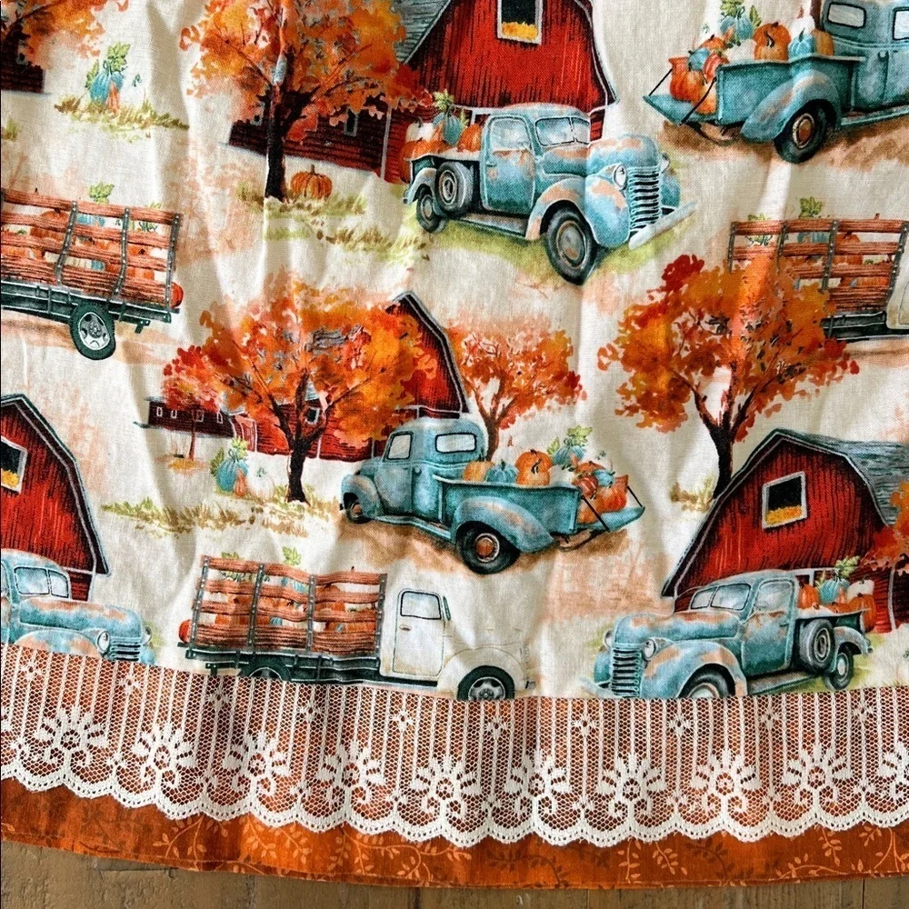 Boutique Autumn Farmhouse truck Print pillowcase Dress girls 2-3 years bows